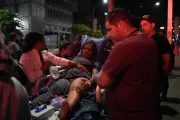 Terremoto de 7,5 na Venezuela deixa mortos e pânico em Caracas
