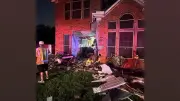 Tesla bate em casa e mata idosa no Texas; Autopilot é suspeito