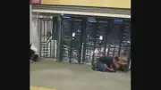 Tiroteio no Complexo da Maré causa pânico em passageiros do BRT