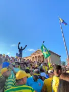 Torcida brasileira toma Escadaria do Rocky antes de Brasil x Haiti