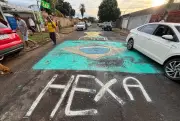 Torcida em Campo Grande vibra com Éderson na Copa