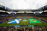 Torcida escocesa domina som, mas brasileiros são maioria em Miami