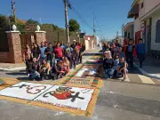 Tradição dos tapetes de Corpus Christi mobiliza 14 paróquias em Itapetininga