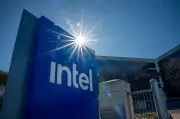 Trump anuncia parceria Apple-Intel para fabricar chips nos EUA