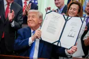Trump declara US$ 1,4 bilhão em renda com criptomoedas em 2025