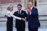 Trump e Macron jantam em Versalhes após cúpula do G7