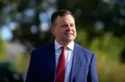 Trump nomeia aliado Bill Pulte como diretor interino de Inteligência