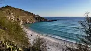 Turista uruguaio morre afogado ao tentar salvar filho em Arraial do Cabo