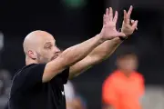 Vasco autoriza contratação de técnico do Botafogo Franclim Carvalho