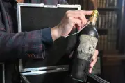 Vinho francês do século XIX é restaurado após 130 anos na República Tcheca