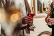 Vinhos desalcoolizados ganham espaço no mercado de luxo brasileiro