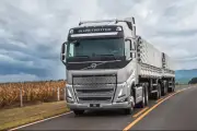 Volvo FH 540 lidera vendas de caminhões pesados no Brasil em maio de 2026