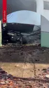 Várzea Grande decreta calamidade após incêndio em galpão da Educação