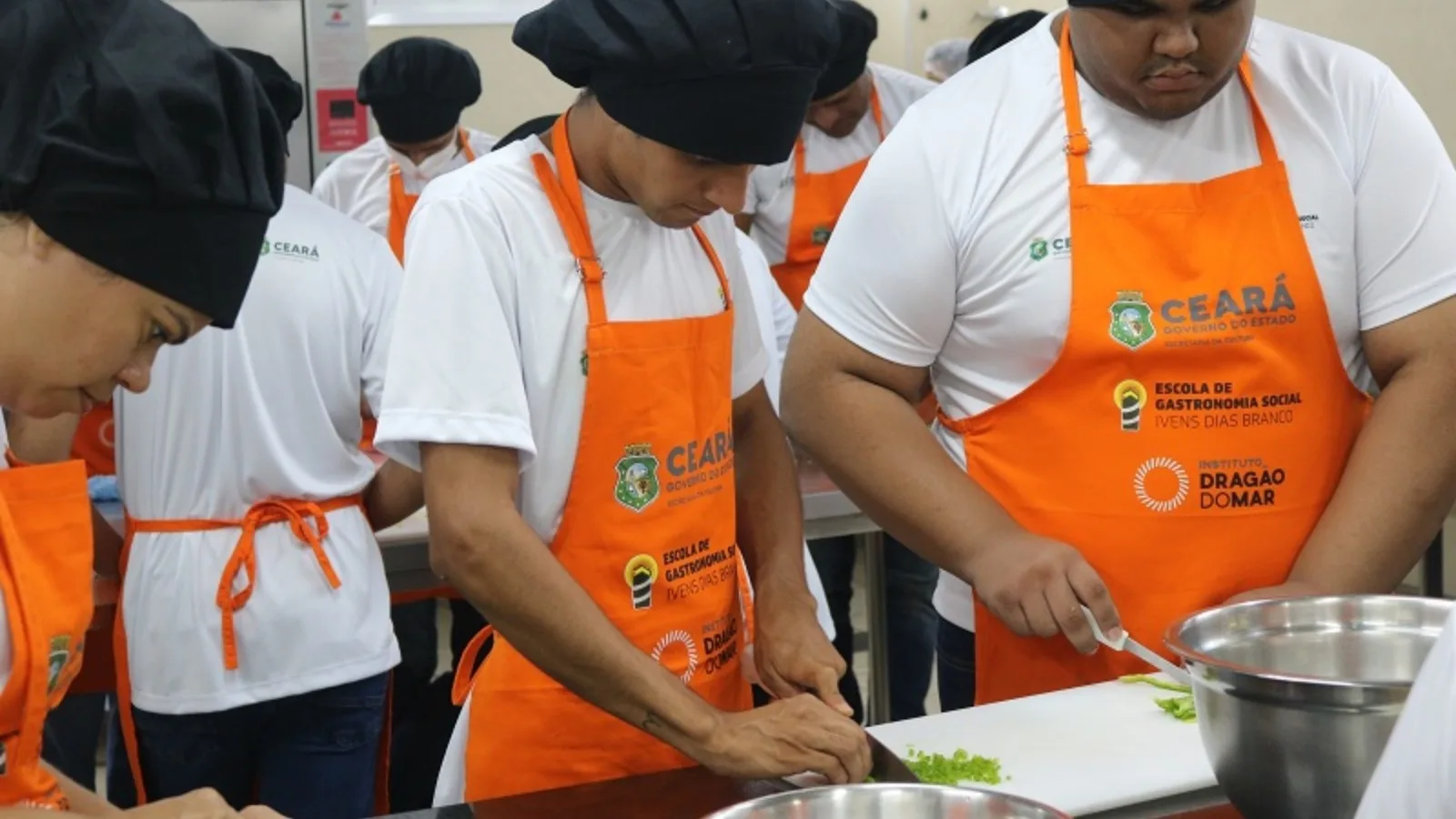 Escola de Gastronomia abre 200 vagas gratuitas para cursos de Páscoa em Fortaleza