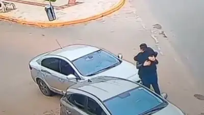 Acidente em Camboriú termina em abraço de 32 segundos entre motoristas