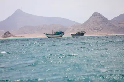 Ameaças houthis no Mar Vermelho: mais navios mudam rota