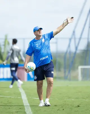Bahia encerra preparação e tem desfalques para jogo contra Chapecoense