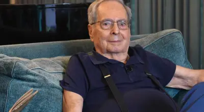 Benedito Ruy Barbosa, 95, está internado em SP com insuficiência renal