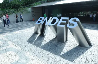 BNDES destina R$ 32,7 milhões a projeto de IA para supermercados