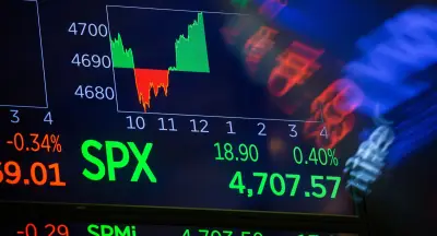 Bolsas de NY despencam com liquidação global de chips