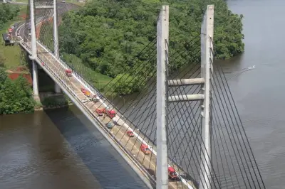 Brasil e França assinam acordo que acaba com visto para brasileiros na Guiana Francesa