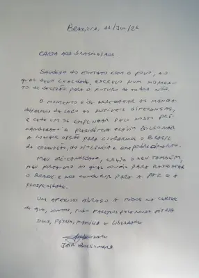 Carta de Bolsonaro a Flávio gera crise com Michelle e recurso do PT ao STF
