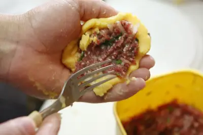 Chef Helô Bacellar ensina segredos para carne moída soltinha e saborosa