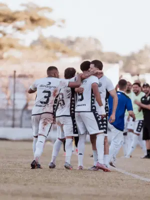 Comercial vence Noroeste na estreia da Copa Paulista com dois gols de Paulo Victor