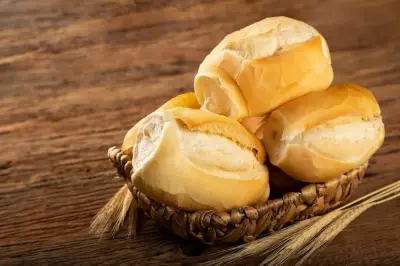 Como congelar pão francês do jeito certo e descongelar com resultado de padaria