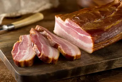 Como escolher bacon de qualidade no supermercado: dicas de especialistas