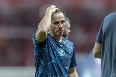 Corinthians sofre novo transfer ban e busca quitar dívidas para contratar Arthur