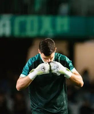 Coritiba: Gomez e Morisco retornam contra Cruzeiro pela Série A