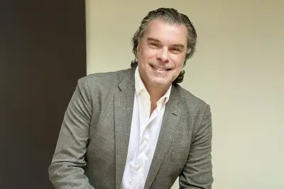 Corretor de alto padrão vira assessor de investimentos do cliente