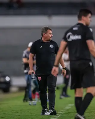 CRB vence Vila Nova, engata terceira vitória seguida e encosta no G-6 da Série B