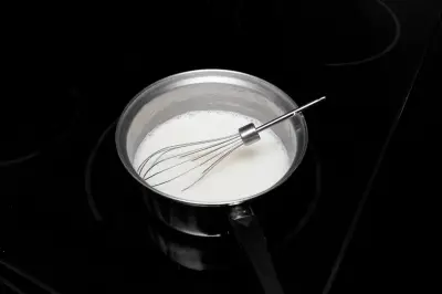 Creme de leite: pode ferver? Chef explica e dá dicas de uso