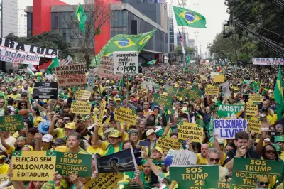 Datafolha: direita supera esquerda pela primeira vez desde 2014