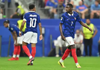 Dembélé critica colegas no intervalo e gera mal-estar na França