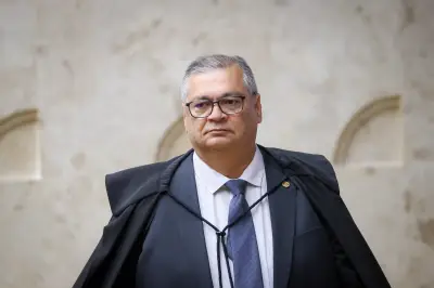 Dino determina criação de regras para responsabilização de parlamentares por emendas