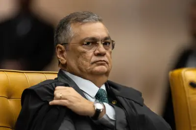 Dino envia à PF explicações de Kassab e Valdemar sobre emendas