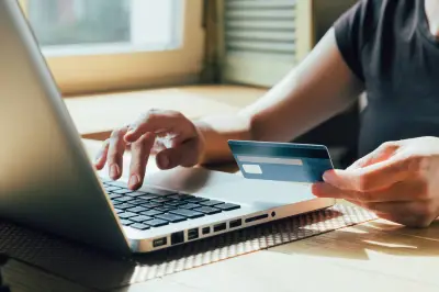 E-commerce impulsiona pequenos negócios como pontos de retirada e entregas