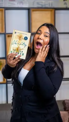 Ex-BBB Chaiany Andrade vira booktoker e dá dicas de livros