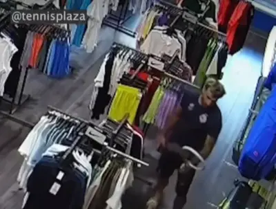Ex-tenista uruguaio é detido após surto e quebra de raquetes em loja nos EUA
