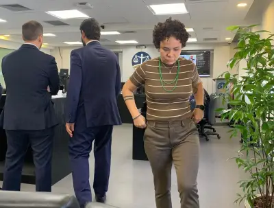 Executiva do Grêmio é indiciada por injúria racial contra torcedor do Inter