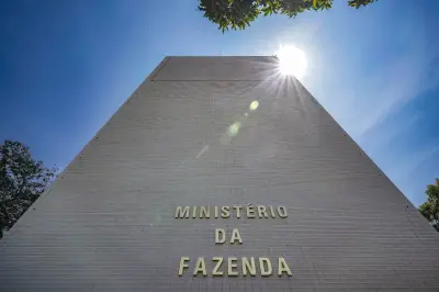 Fazenda mantém PIB de 2026 em 2,3% e reduz para 2,5% em 2027