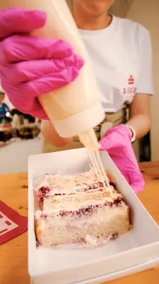 Festival de fatias: tendência que transforma bolos de festa em porções práticas