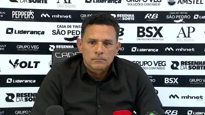 Figueirense negocia salários atrasados e aguarda SAF