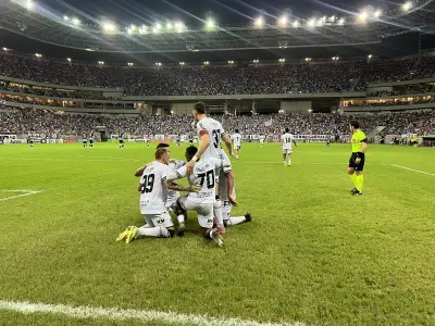 Figueirense vence Santa Cruz e mantém esperanças na Série C