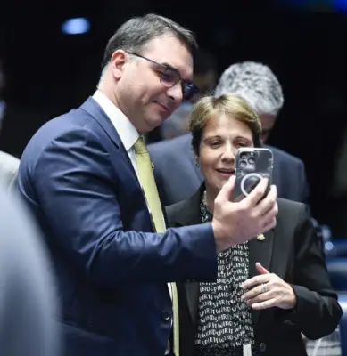 Flávio: aceno de Tereza e nova troca de marqueteiro