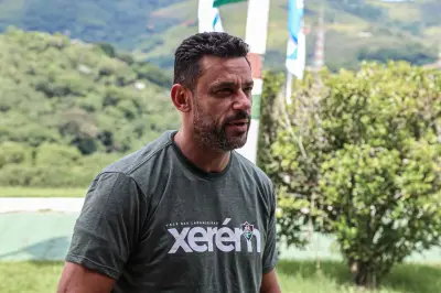 Fred retorna ao Fluminense como técnico do sub-20