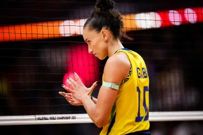 Gabi fora da VNL; Kudiess com lesão no LCA desfalca Brasil